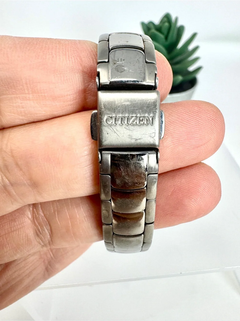 Vintage Citizen Eco-Drive Titanium WR100